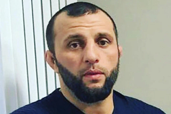 Устроивший драку на свадьбе боец UFC объяснился